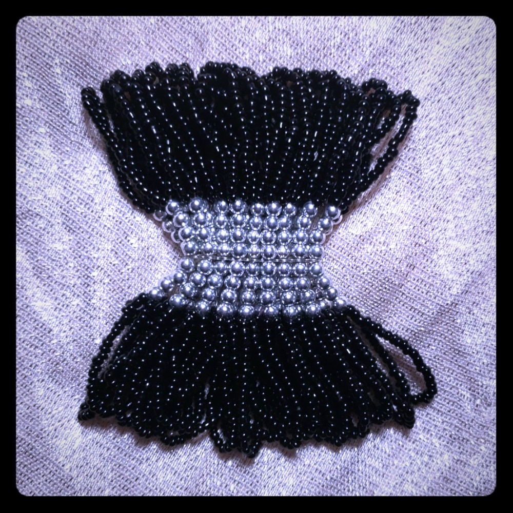 Beaded Bracelet Black & Silver